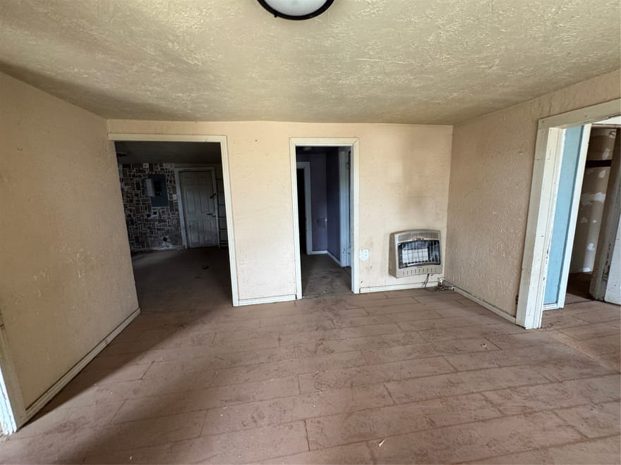 203 Pecan Street, Levelland, Texas