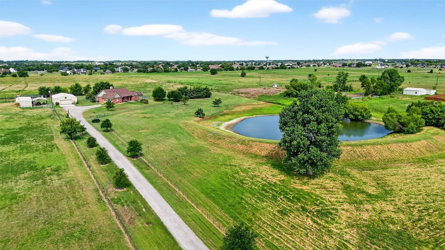 551 Massey Road, Gunter, Texas