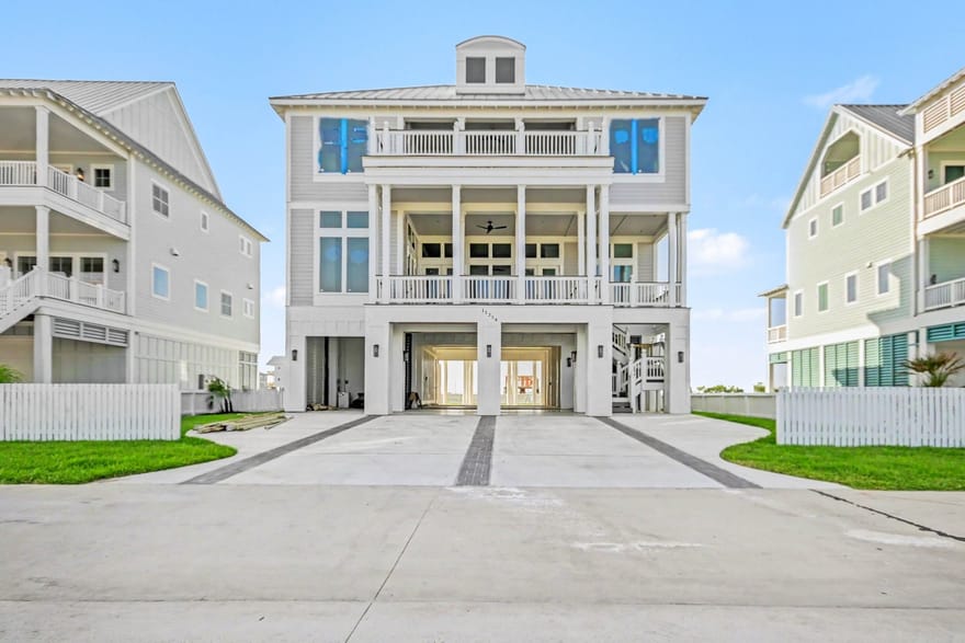 11354 Beachside Drive, Galveston, Texas