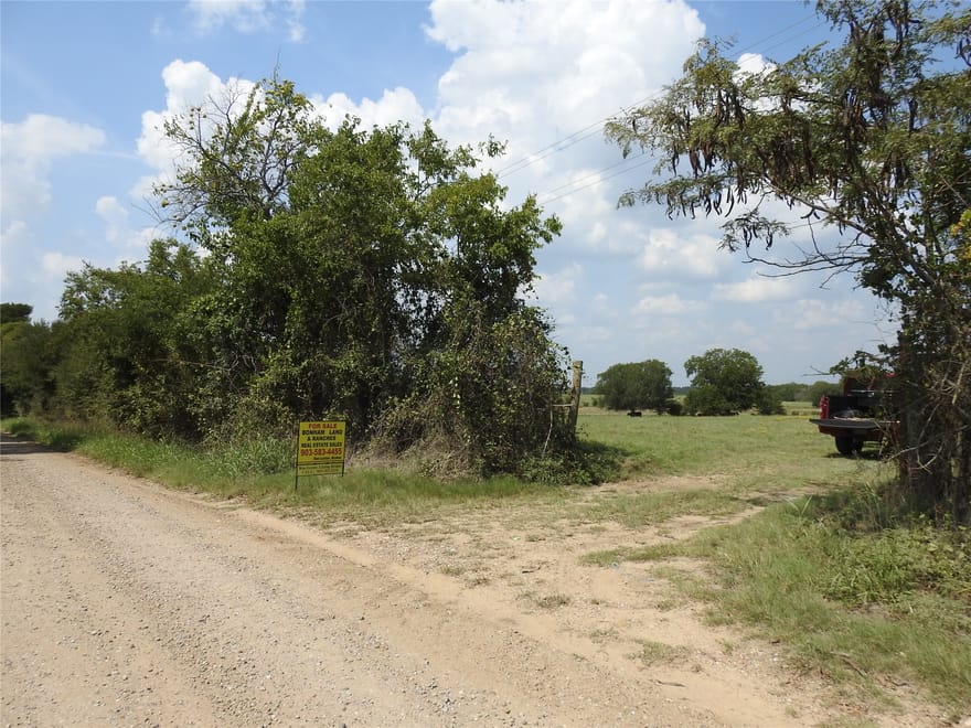 TBD County Road 4040, Ector, Texas