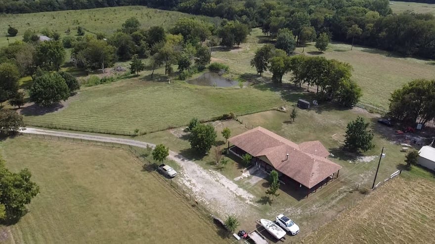 2306 County Road 4145, Bonham, Texas