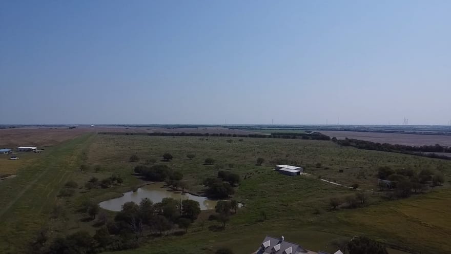 2778 Fm 339, Mount Calm, Texas