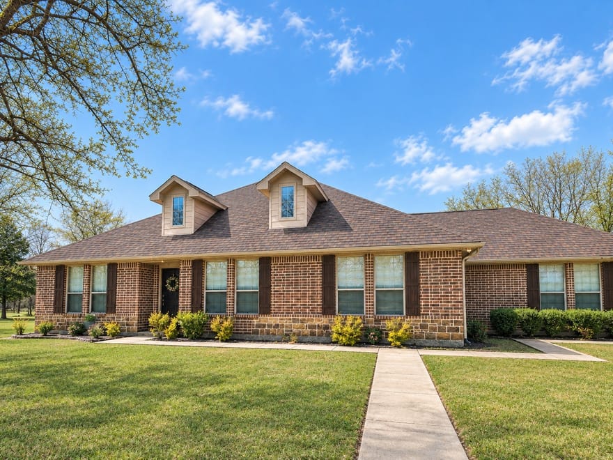 2801 Fm 1816, Bowie, Texas