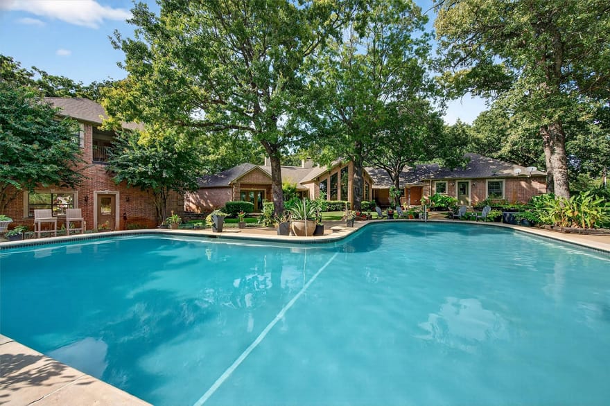 215 Hiland Acres Circle, Pottsboro, Texas