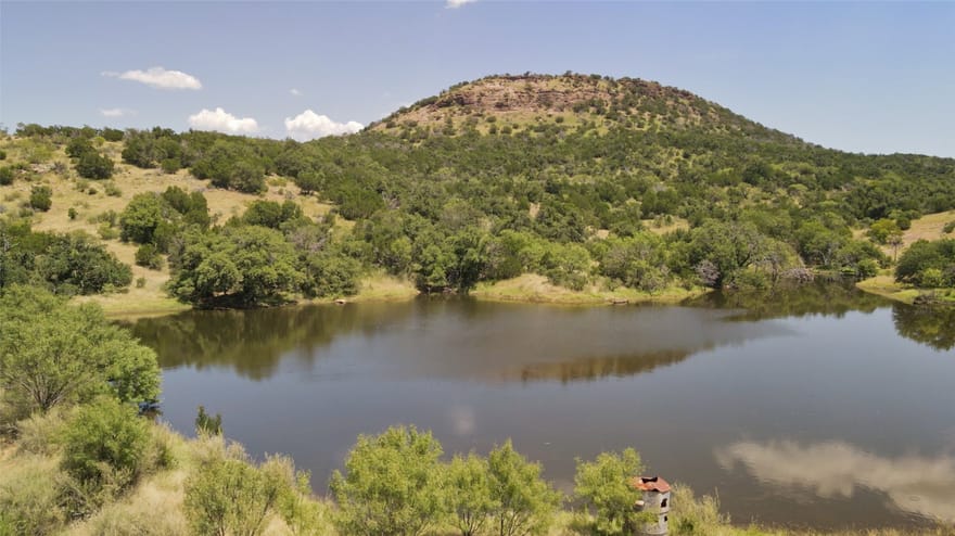 585 Hickory Spring Road, Fredericksburg, Texas