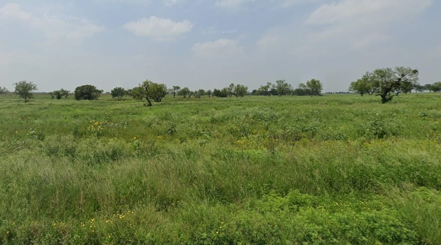 7081 County Rd 301, Sabinal, Texas