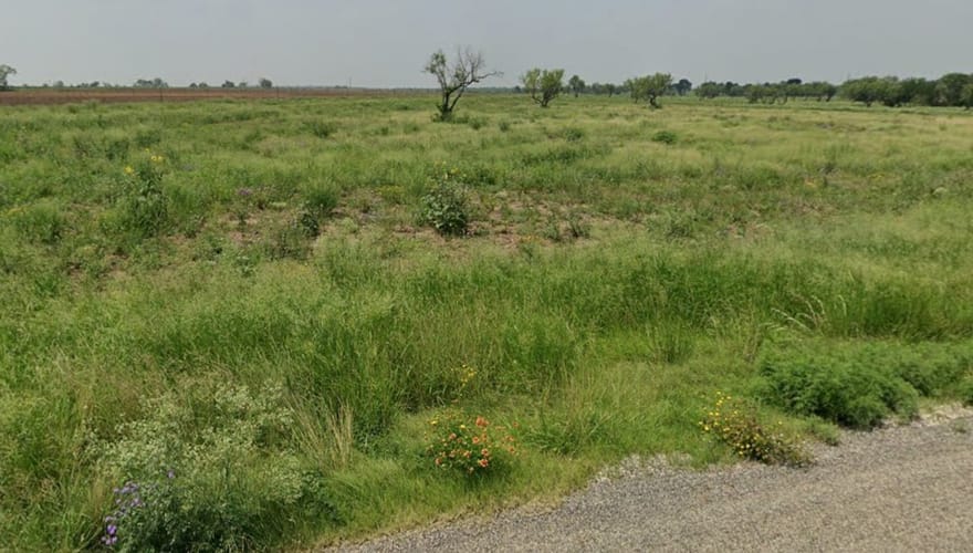 7081 County Rd 301, Sabinal, Texas
