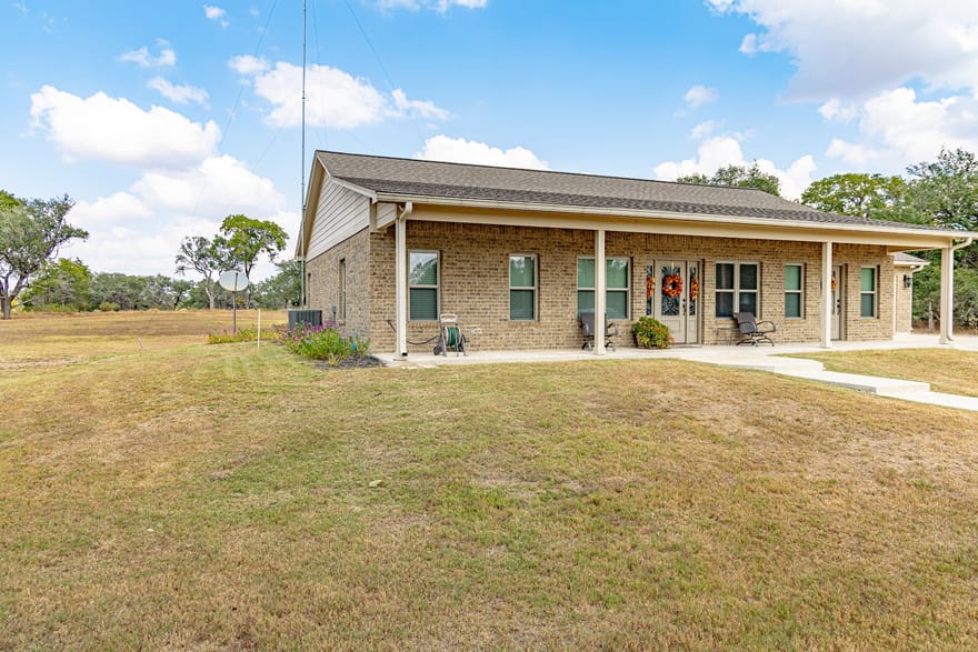 716 L Hrabovsky Road, Yoakum, Texas