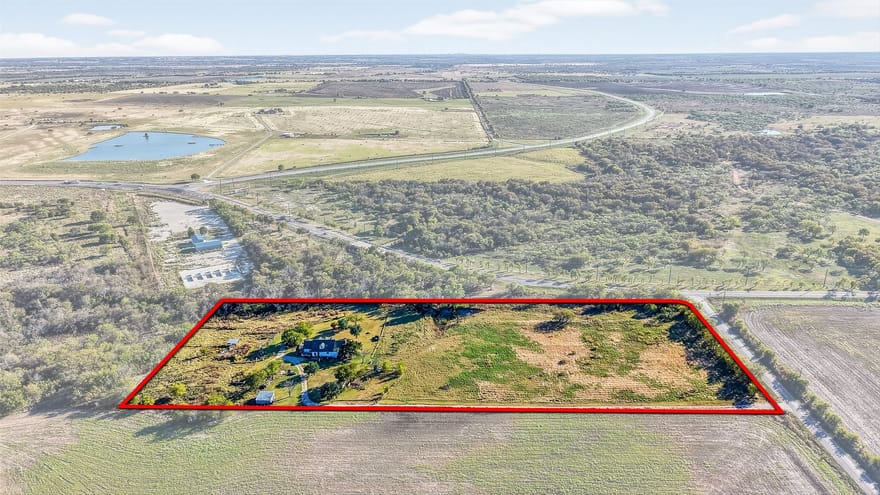 120 Vaughan, Tioga, Texas