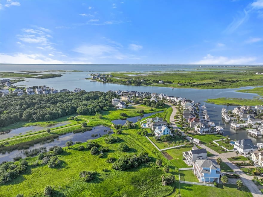 13338 Binnacle Way, Galveston, Texas