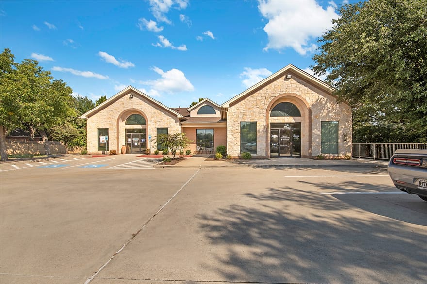 1834 Keller Parkway, Keller, Texas