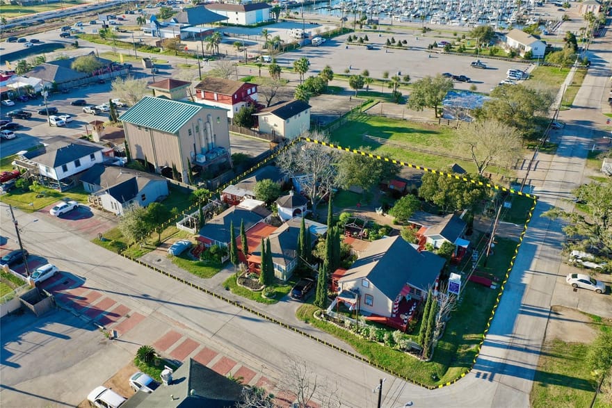 507 8th Street, Kemah, Texas