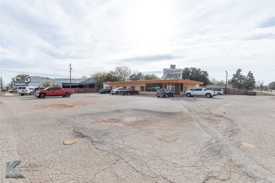 1109 Oak Street, Abilene, Texas