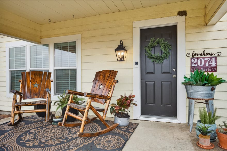 2074 W Fm 922, Valley View, Texas