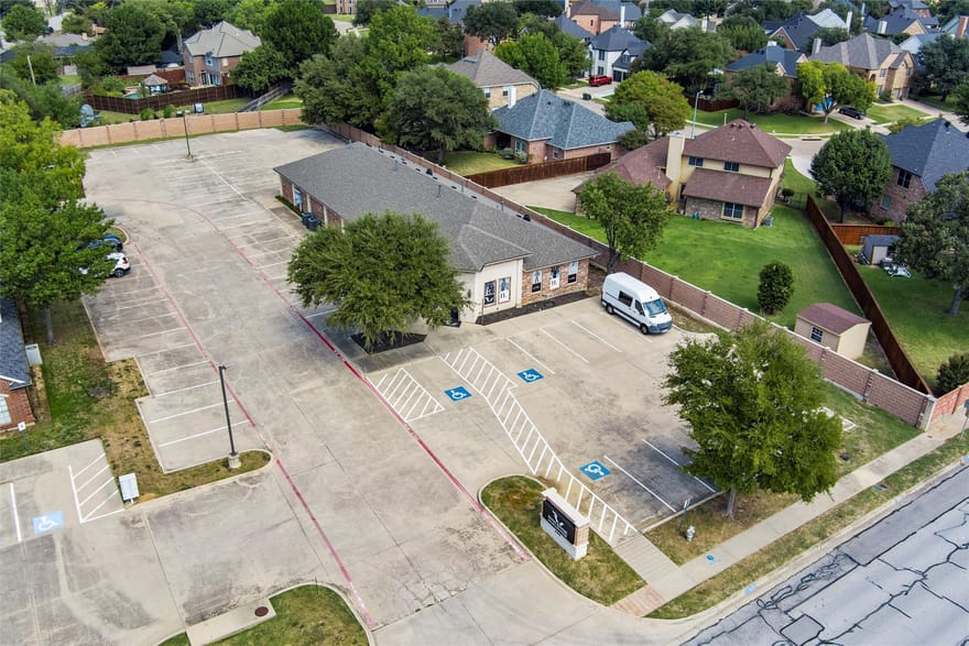 450 W Harwood Road, Hurst, Texas
