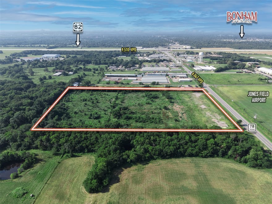 2632 N Center Street, Bonham, Texas