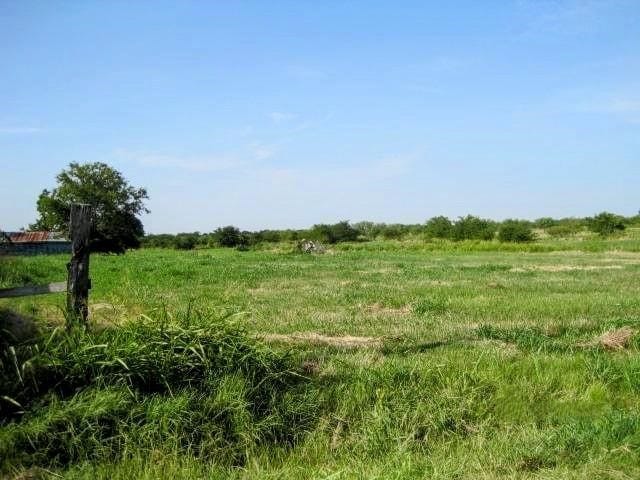 1718 Johnny Watson Road, Whitesboro, Texas