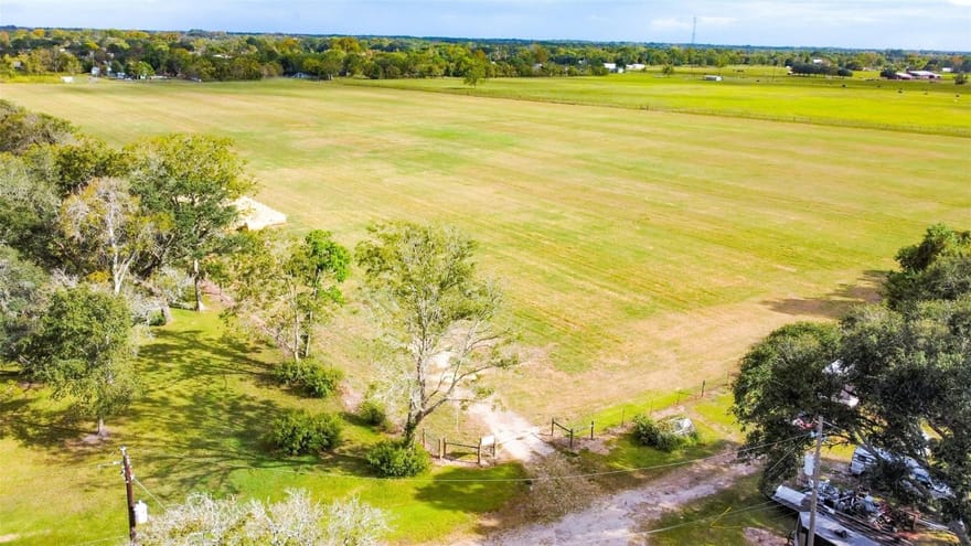 13801 Cedar Street, Santa Fe, Texas