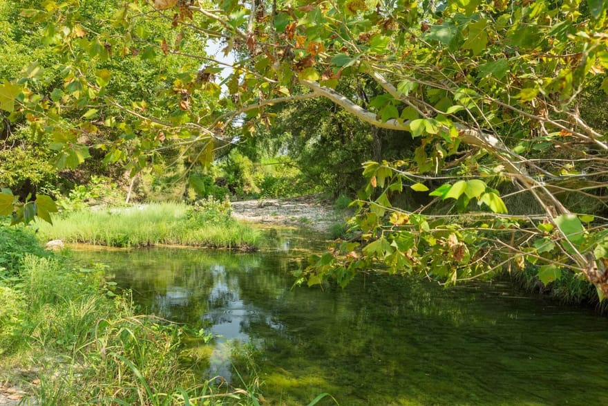 2700 Overton Court, Granbury, Texas
