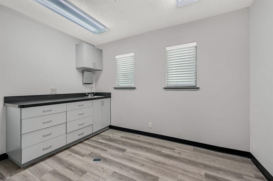 815 Pecan Grove Road, Sherman, Texas