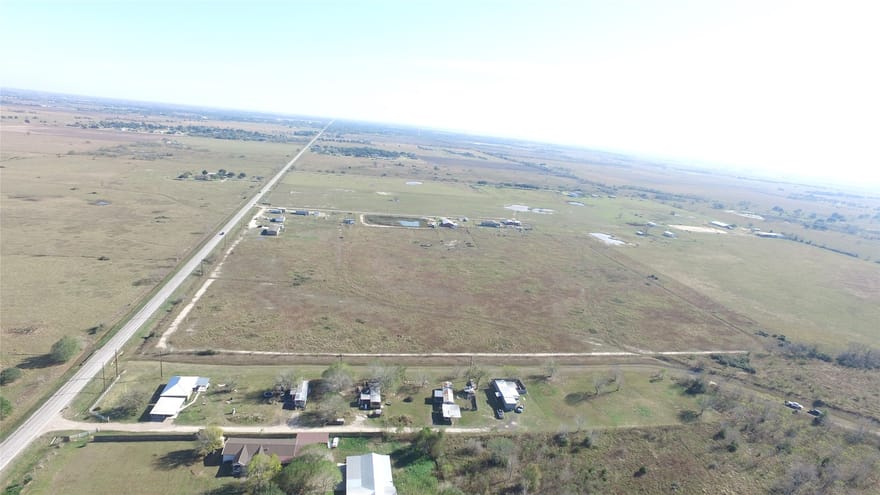 6018 Fm 360 Road, Needville, Texas