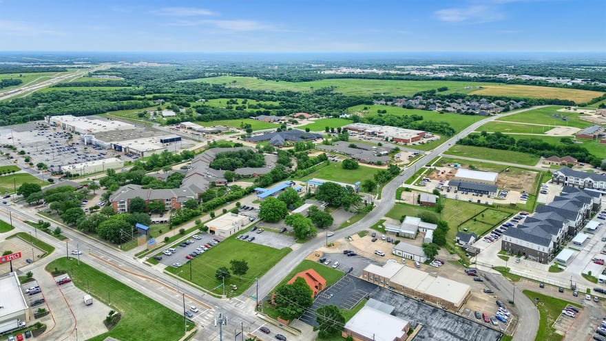 815 E Pecan Grove, Sherman, Texas
