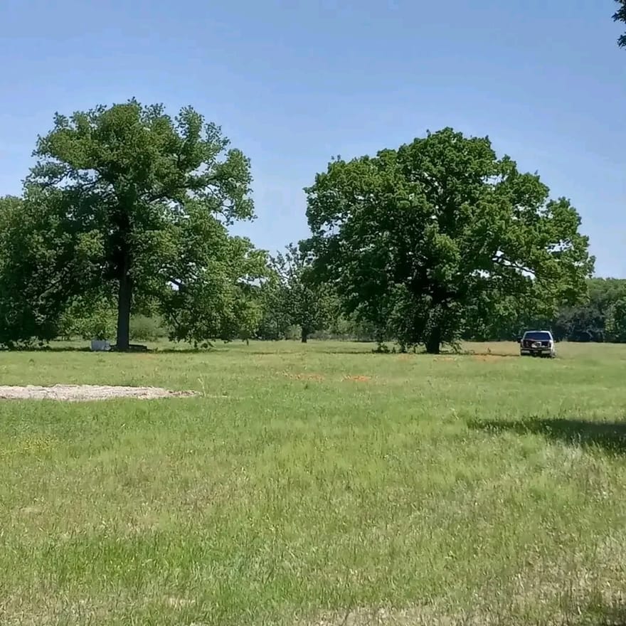 32 Acres County Road 2425, Como, Texas
