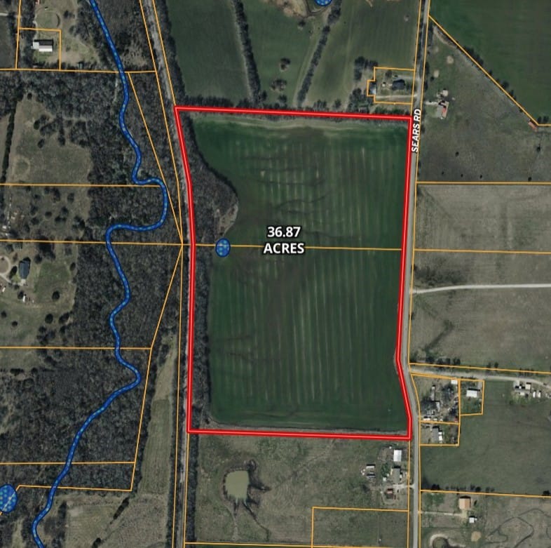 1701 Sears Road, Bells, Texas