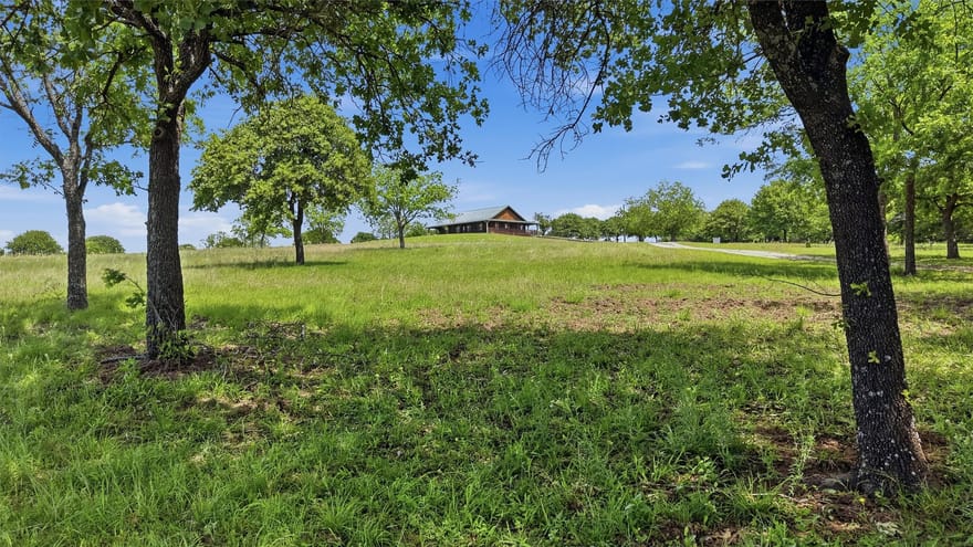 3078 Admire Road, Nocona, Texas