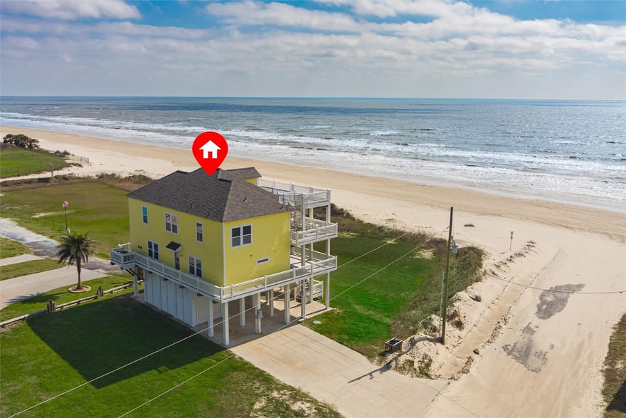 804 Eastview, Crystal Beach, Texas