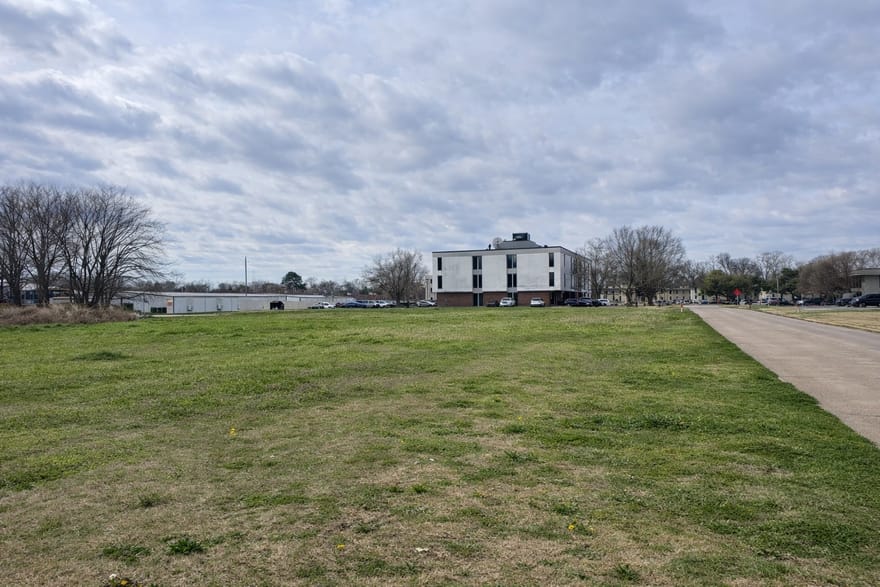 41384 S Pointe Parkway, Shreveport, Louisiana
