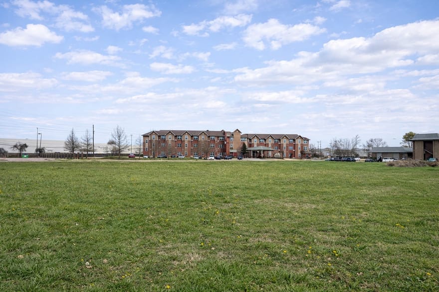 41384 S Pointe Parkway, Shreveport, Louisiana