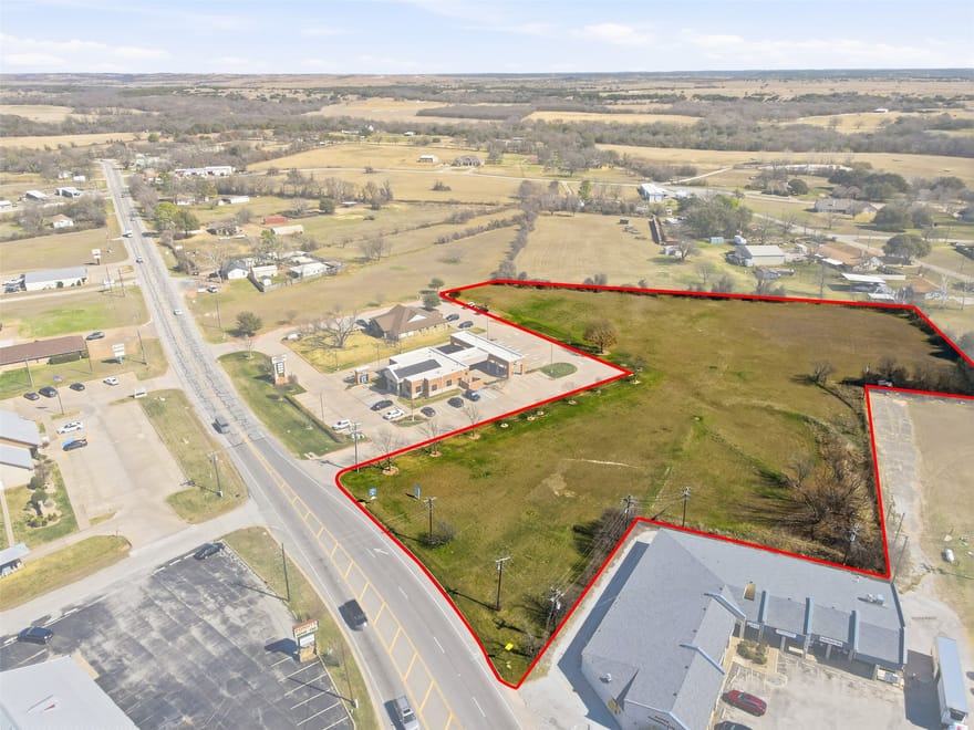 2915 Fall Creek Highway, Granbury, Texas