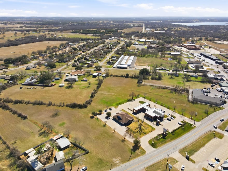 2915 Fall Creek Highway, Granbury, Texas