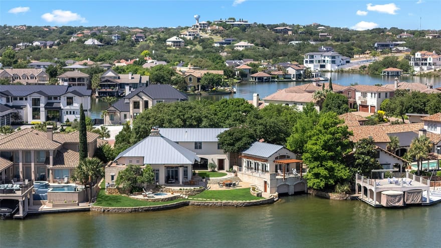 110 Applehead Island Drive, Horseshoe Bay, Texas