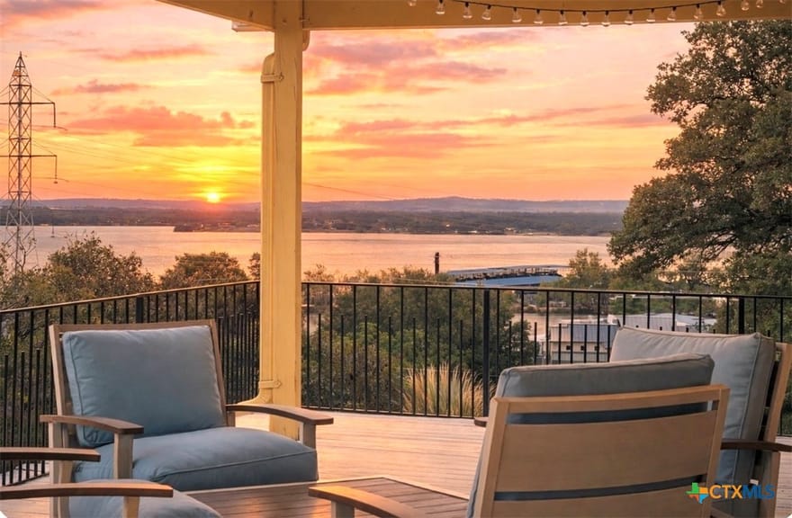 100 Kings Way, Horseshoe Bay, Texas