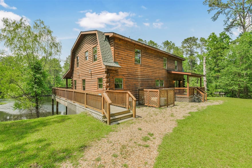 91 Bluejay Way, Cleveland, Texas