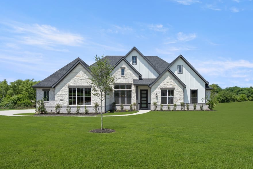 27 Old Crow Road, Joshua, Texas