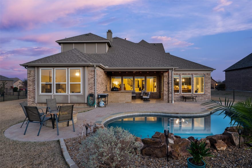 1505 Wolf Ridge Run, Gunter, Texas