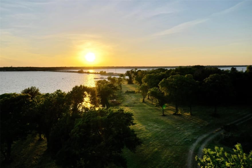 St Hwy 334, Gun Barrel City, Texas