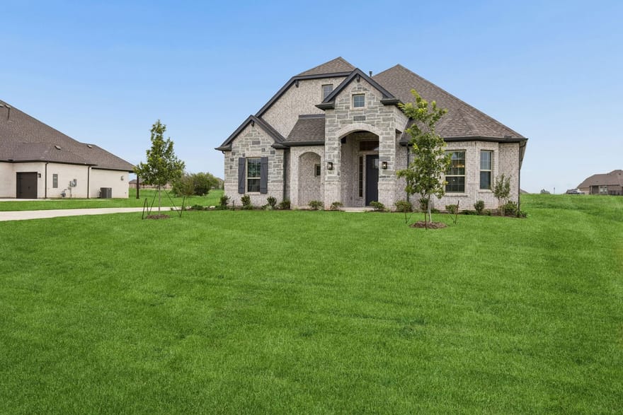 5013 Valley View Drive, Joshua, Texas