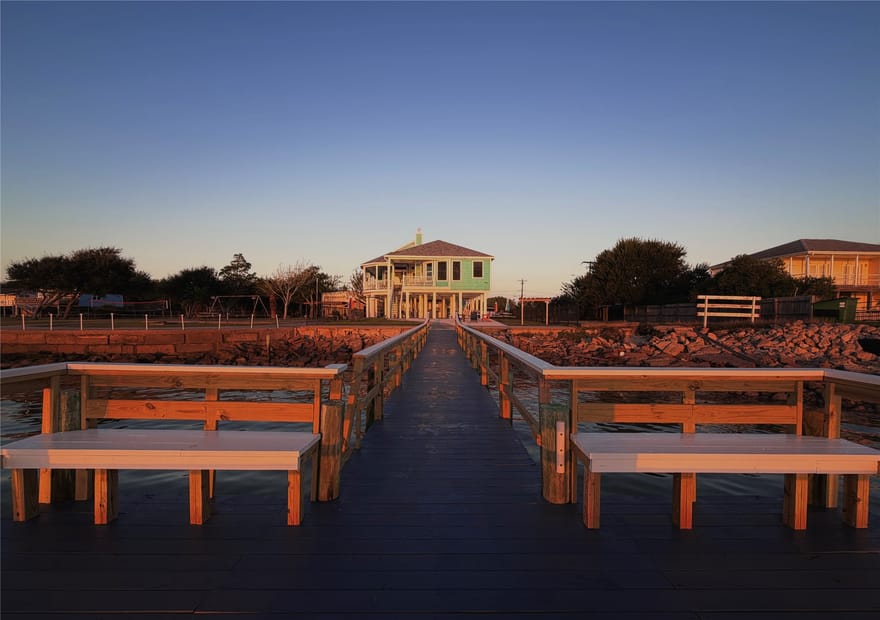 415 Avenue I, Dickinson, Texas