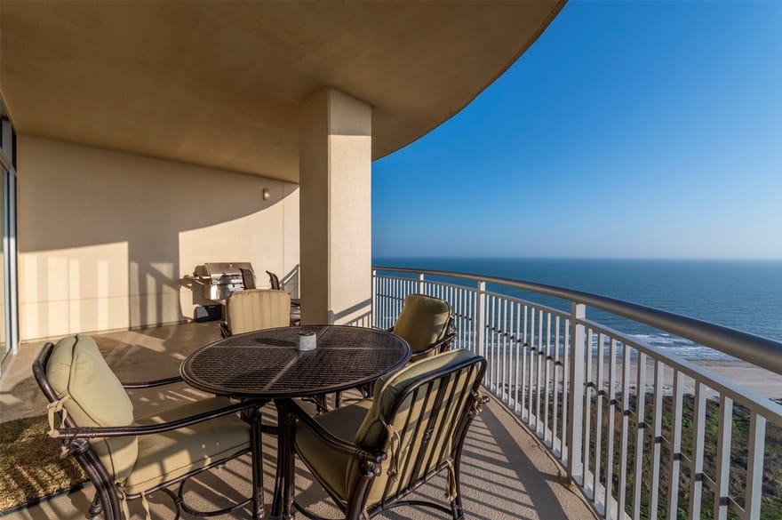 801 E Beach Drive, Galveston, Texas