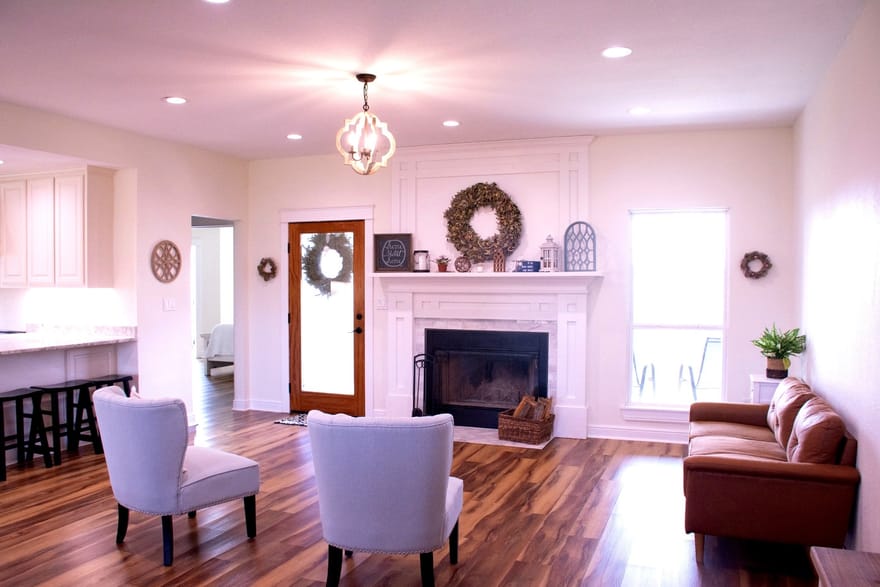 1503 County Road 3385, Saltillo, Texas