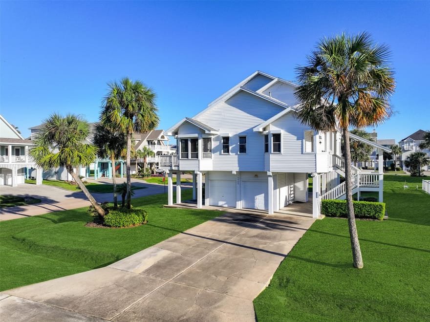 14407 Spyglass Circle, Galveston, Texas