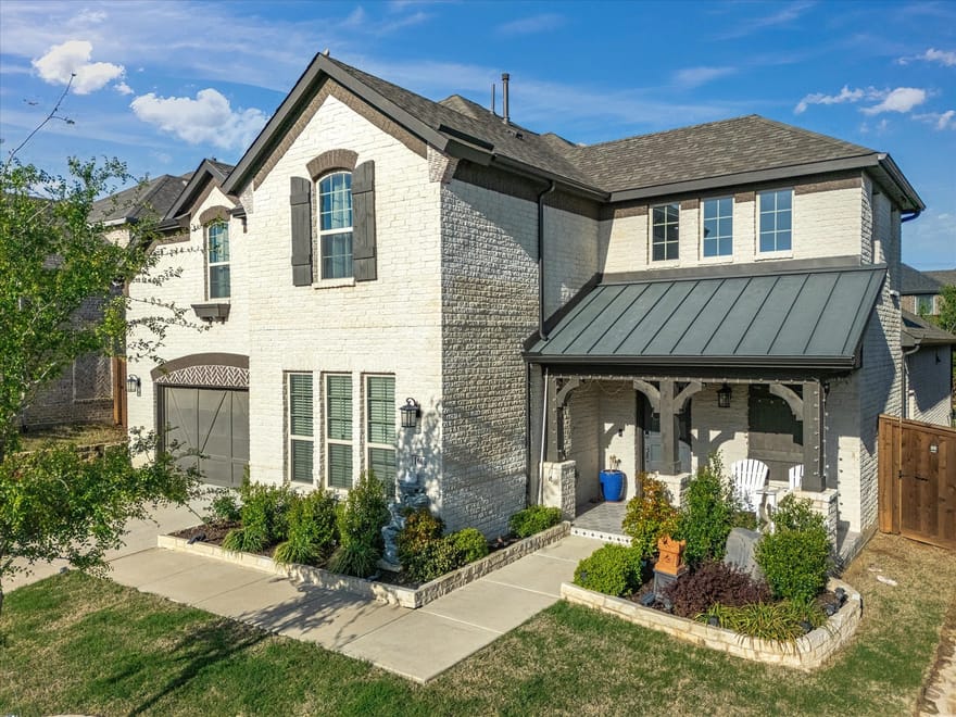1606 Evening Primrose Drive, Mansfield, Texas
