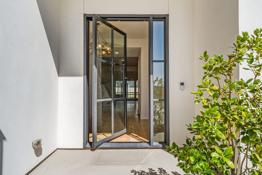 9644 Latour Lane, Fort Worth, Texas