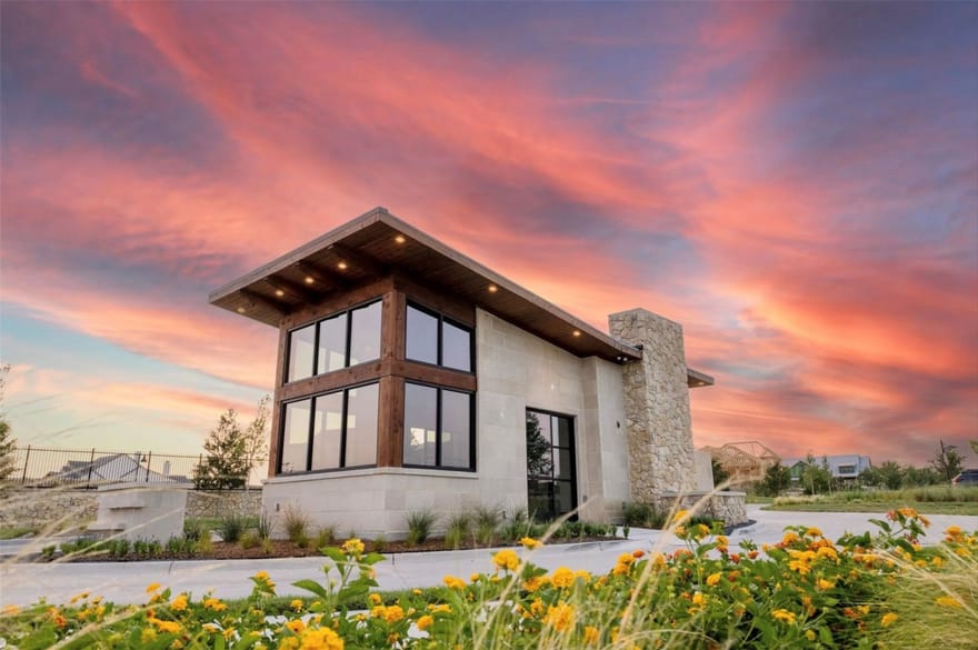 9816 Loire Valley Trail, Fort Worth, Texas