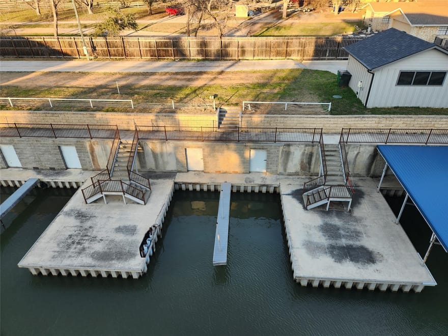 940 Euele Moore Drive 8, Kingsland, Texas