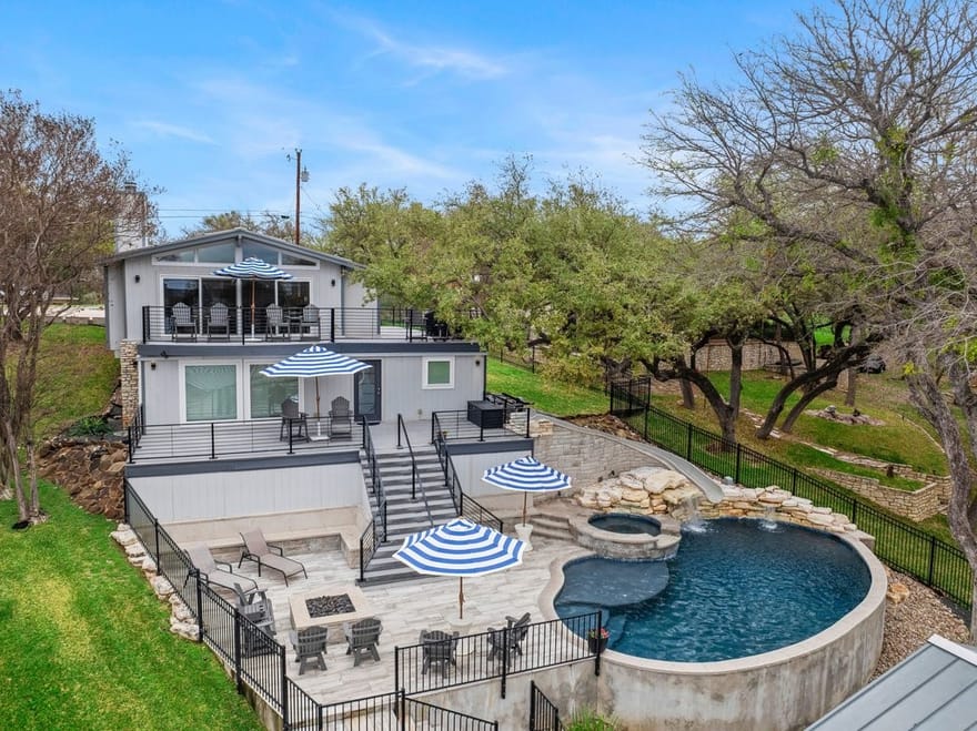 205 Beaver Circle, Horseshoe Bay, Texas
